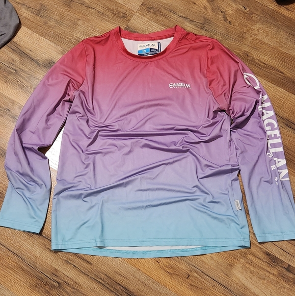 Magellan Fish Gear Long Sleeve - Picture 1 of 5